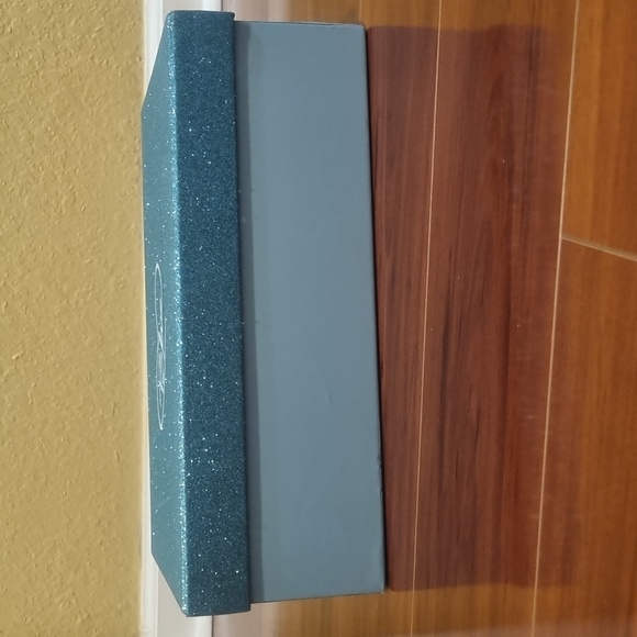 BLUE By Betsey Johnson Shoe Box - Picture 3 of 8